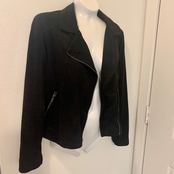 cupcakes & cashmere Jackets & Blazers - Cupcakes and Cashmere Black Suede Jacket